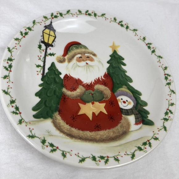STUDIO 33 COLLECTOR PLATES SANTA SNOW MAN CHRISTMAS OVEN SAFE 8" - Picture 5 of 5